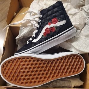 Girls Vans Black High top size 3.5 BNWT